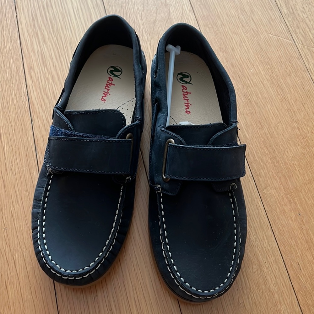 Naturino Loafers kids size EU 37 BRAND NEW